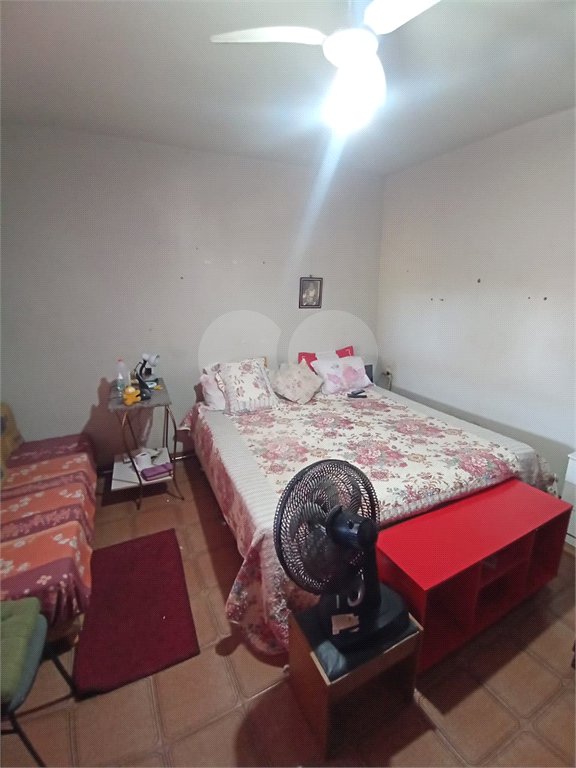 Casa à venda com 4 quartos em Campo Grande, Rio de Janeiro, RJ