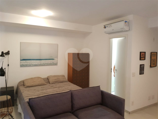 Apartamento à venda com 1 quarto em Brooklin, São Paulo, SP