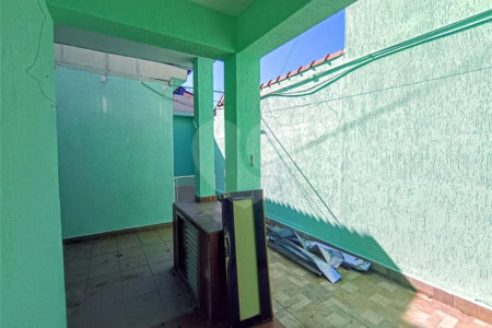 Sobrado à venda com 3 quartos em Chora Menino, São Paulo, SP