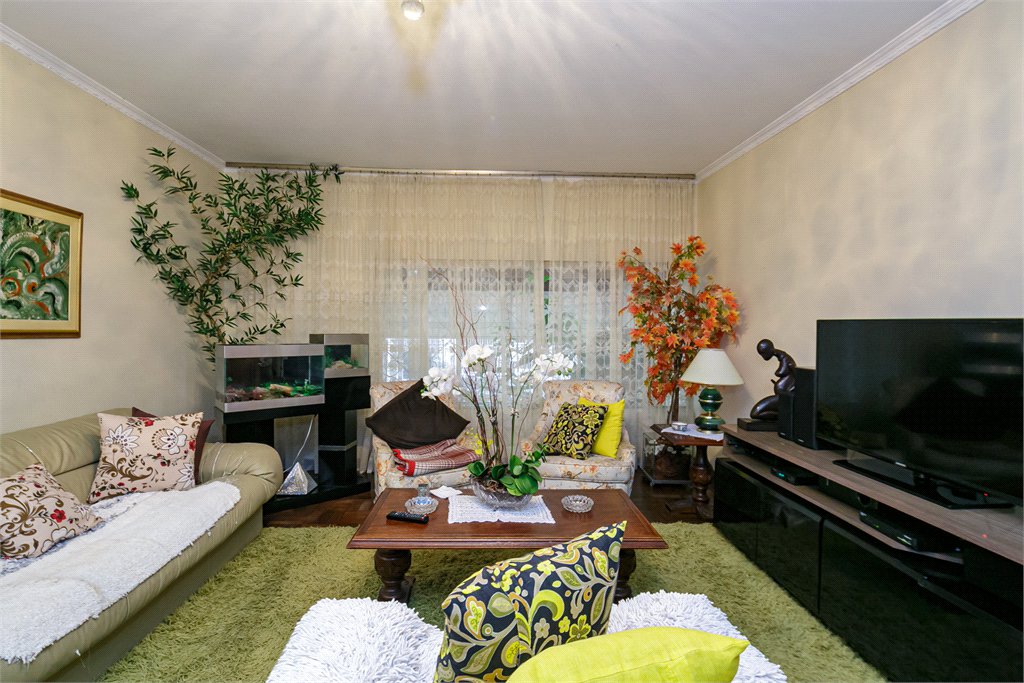 Sobrado à venda com 3 quartos, sendo 1 suíte, em Vila Mascote, São Paulo, SP