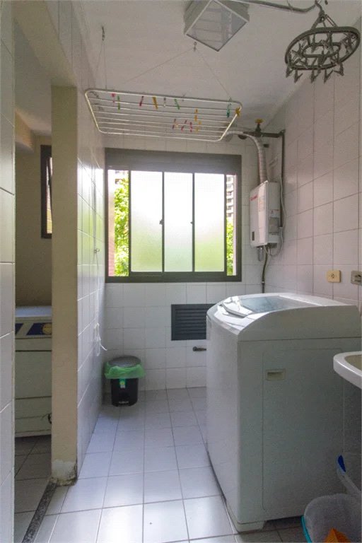 Apartamento à venda com 3 quartos, sendo 2 suítes,  em Vila Andrade, São Paulo, SP