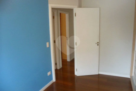 Apartamento à venda com 3 quartos, sendo 1 suíte,  em Santana, São Paulo, SP