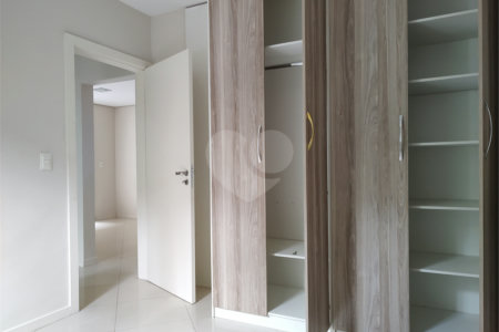 Apartamento para alugar com 2 quartos em Alvinópolis, Atibaia, SP