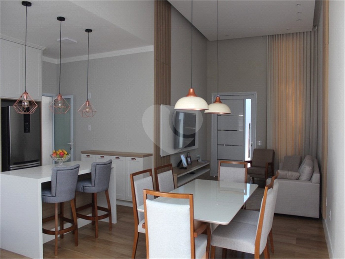 Casa à venda com 3 quartos, sendo 2 suítes, no condomínio Residencial Mantova, Indaiatuba - SP