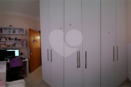 Sobrado à venda com 3 quartos, sendo 2 suítes, em Parque Boa Esperança, Indaiatuba, SP
