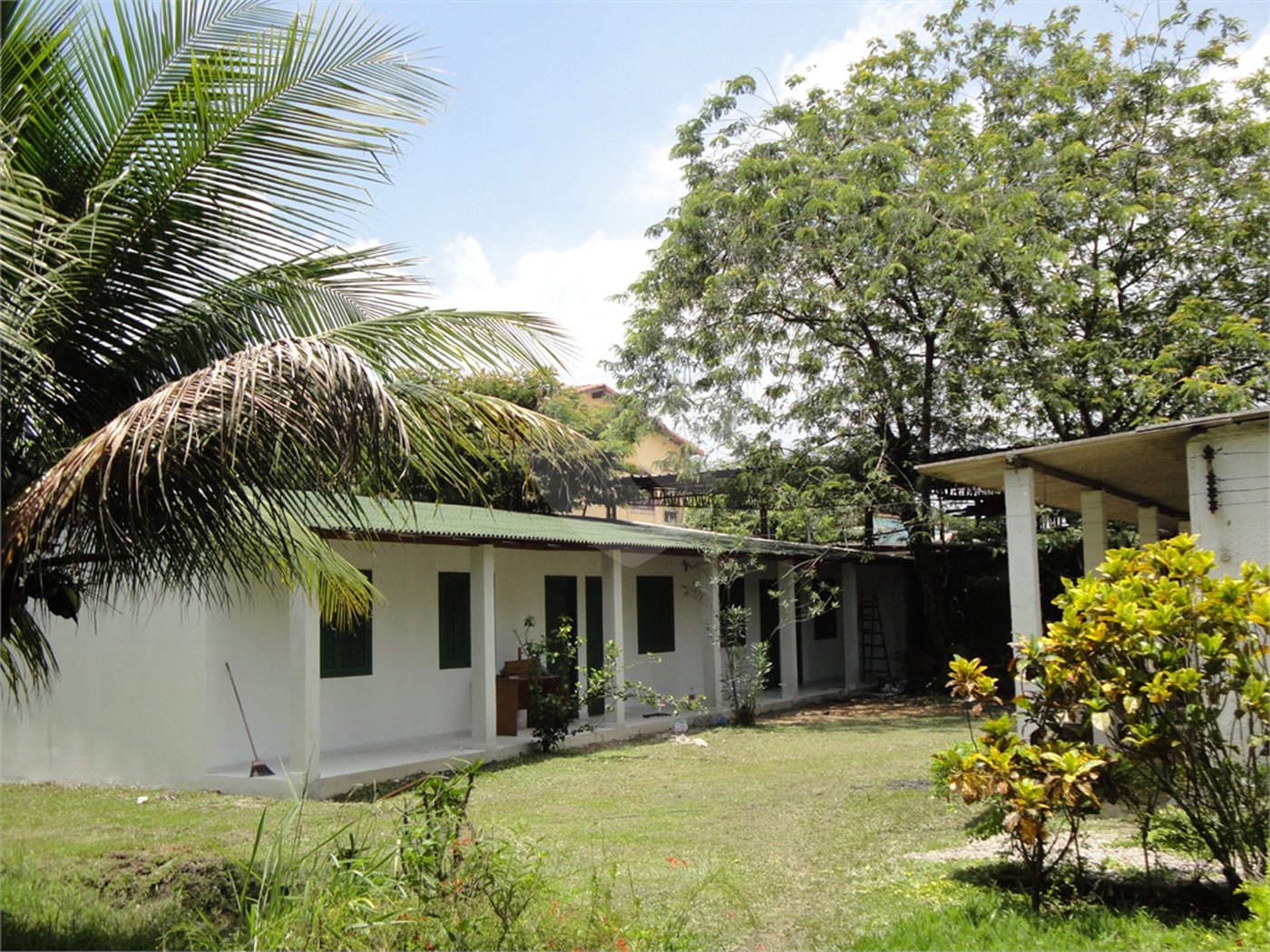 Sítio à venda com 4 quartos, sendo 2 suítes, em Santa Cruz, Rio de Janeiro, RJ