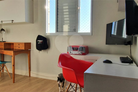 Apartamento à venda com 2 quartos, sendo 1 suíte,  em Jardim Monte Kemel, São Paulo, SP