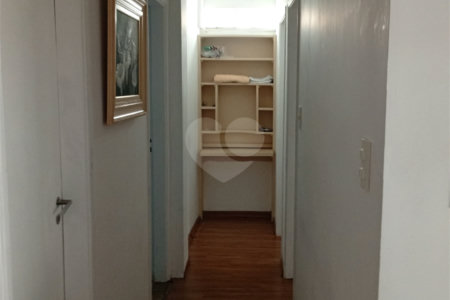 Apartamento à venda com 3 quartos em Cerqueira César, São Paulo, SP