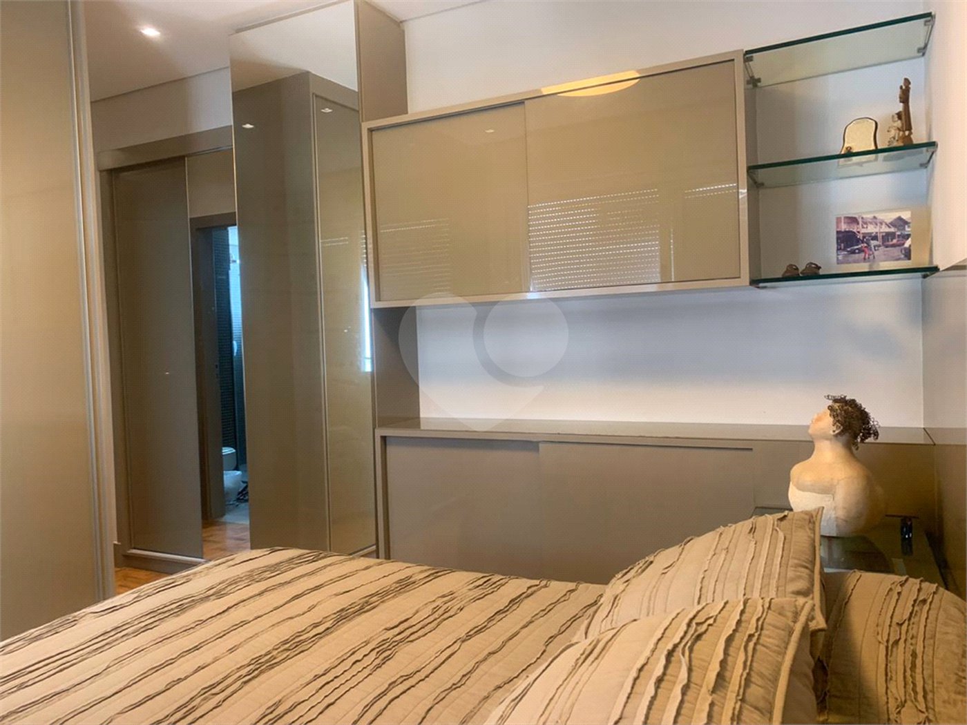 Apartamento à venda com 3 quartos, sendo 2 suítes, em Higienópolis, São Paulo, SP
