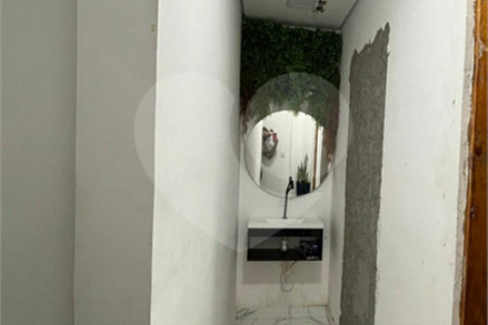 Sobrado à venda ou para alugar com 4 quartos, sendo 2 suítes, em Jardim Brasil, Atibaia, SP