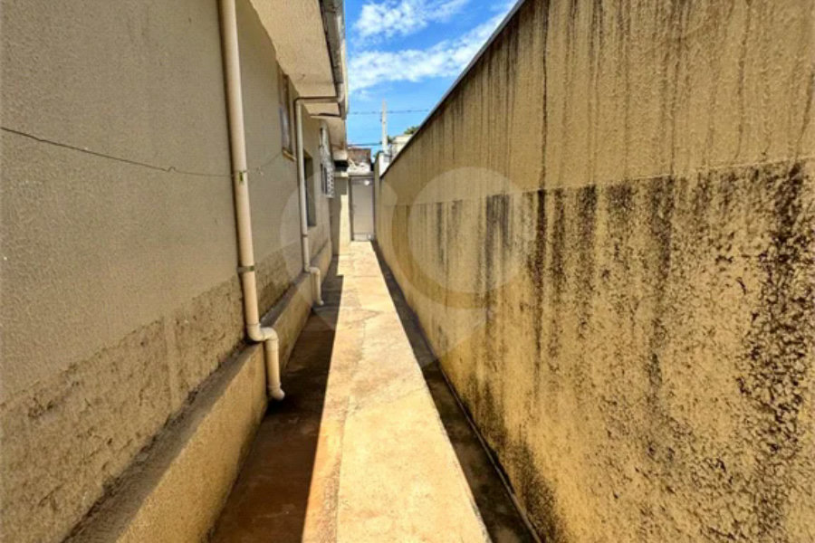 Imóvel Comercial para Venda e Locação no bairro Alto.