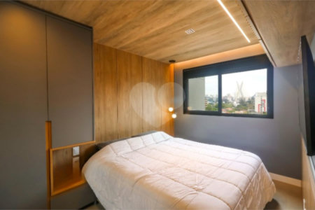 Apartamento à venda com 2 quartos em Vila Cordeiro, São Paulo, SP