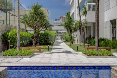 Apartamento à venda com 4 quartos, sendo 3 suítes, em Alto da Boa Vista, São Paulo, SP