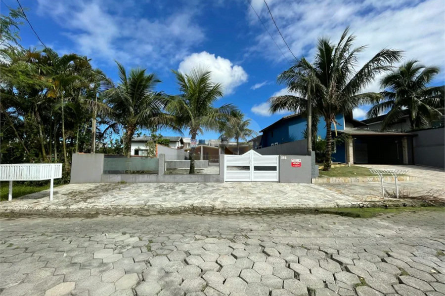 Casa à venda com 3 quartos, sendo 1 suíte, em Morada da Praia, Bertioga, SP