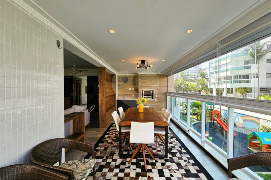 Apartamento à venda com 4 quartos, sendo 3 suítes, em Riviera de São Lourenço, Bertioga, SP
