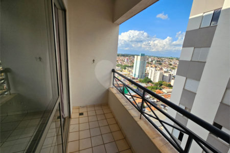 Apartamento com 3 dormitórios à venda no centro de São Carlos