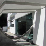 Casa de Alto Padrão com 5 Suítes e Lazer Completo– Guarujá