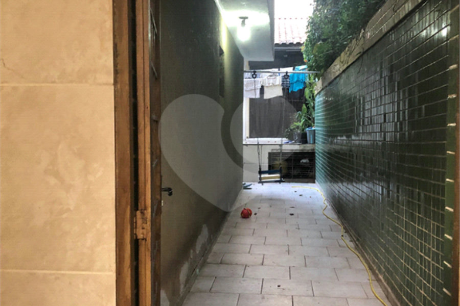 Casa à venda com 5 quartos, sendo 3 suítes,  em Tremembé, São Paulo, SP