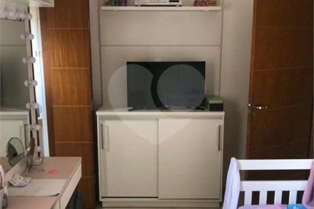 Casa à venda com 3 suítes em Mogi Moderno, Mogi das Cruzes, SP
