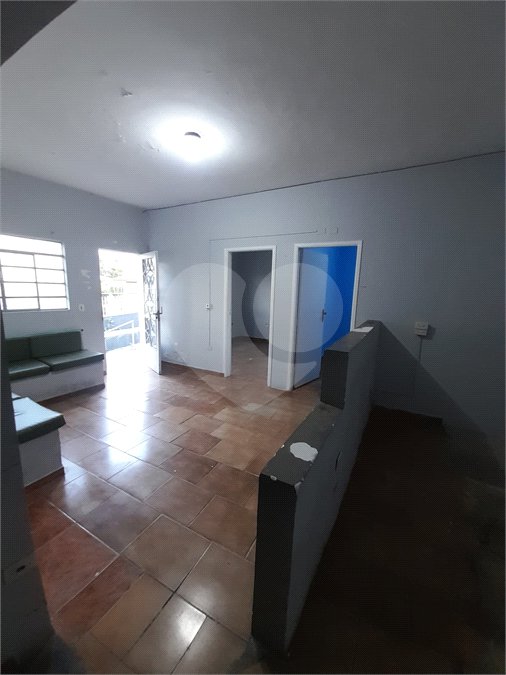 Casa Térrea para alugar com 5 quartos em Campo Limpo, São Paulo, SP