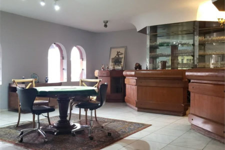 Casa à venda com 6 quartos, sendo 4 suítes, em Vila Sônia, São Paulo, SP