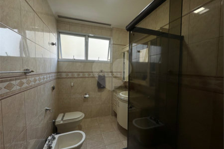 Apartamento à venda com 3 quartos, sendo 1 suíte, no Centro, Ribeirão Preto, SP