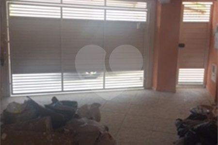 Sobrado à venda com 6 quartos, sendo 4 suítes,  em Jardim Ester, São Paulo, SP