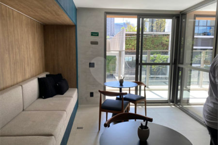 Studio à venda com 1 suíte em Jardim das Acácias, São Paulo, SP