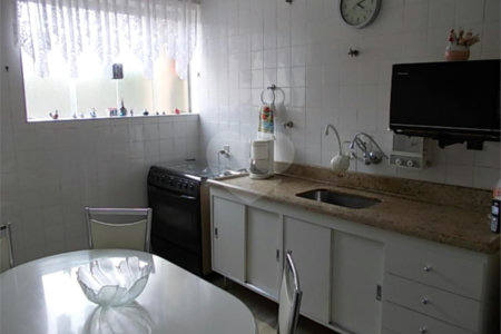 Sobrado à venda com 2 quartos em Santana, São Paulo, SP