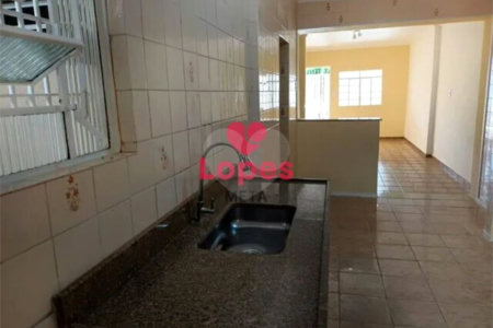 Casa à venda com 5 quartos em Parque Jaraguá, Taubaté, SP