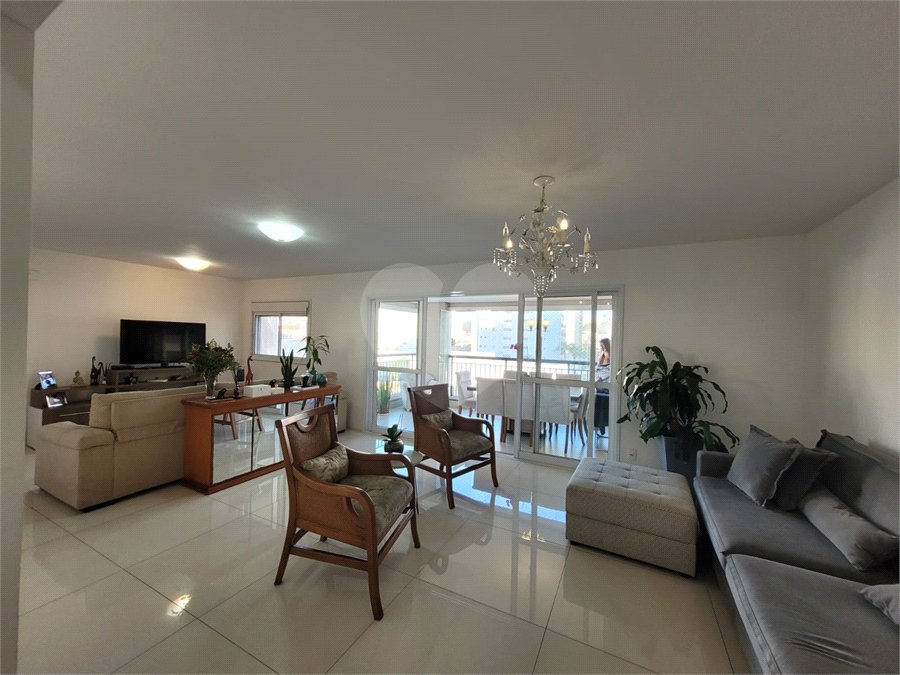 Apartamento para alugar com 4 quartos, sendo 3 suítes, em Lapa, São Paulo, SP