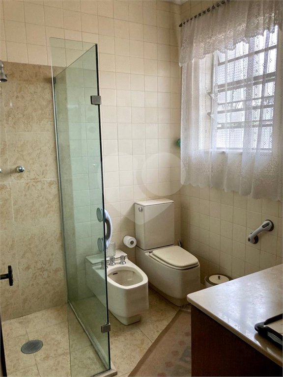 Sobrado à venda ou para alugar com 3 quartos, sendo 1 suíte,  em Parque Colonial, São Paulo, SP