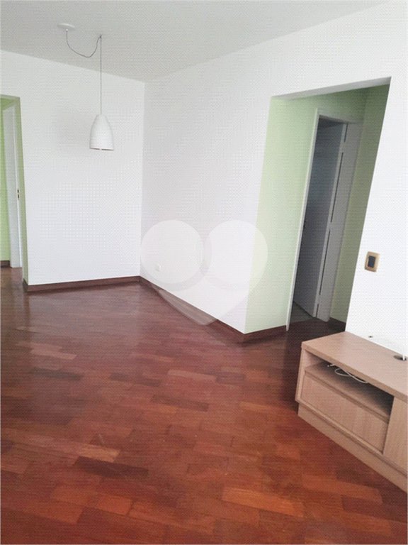 Apartamento à venda com 3 quartos, sendo 1 suíte, em Mirandópolis, São Paulo, SP