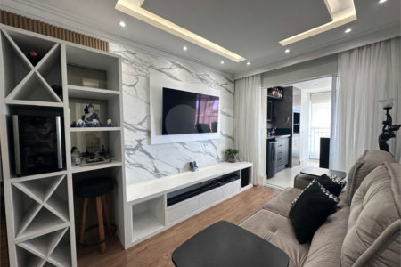Apartamento à venda com 2 quartos, sendo 1 suíte, em Vila Leonor, São Paulo, SP