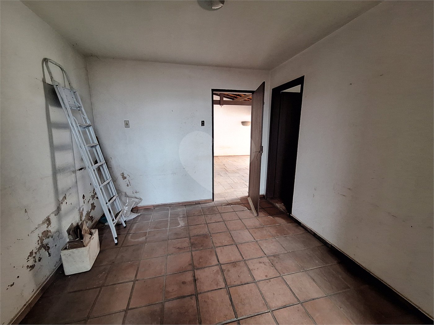 Casa à venda com 3 quartos, sendo 1 suíte, no Centro, Vinhedo, SP