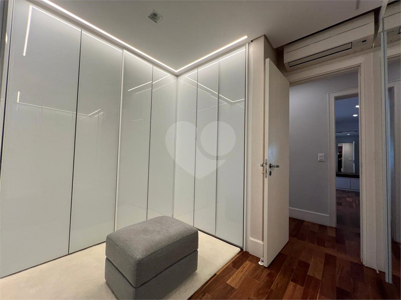 Apartamento para alugar com 4 suítes em Água Fria, São Paulo, SP