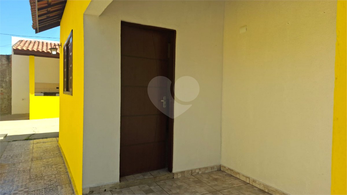 Chácara à venda com 3 suítes em Vila Xisto, São Miguel Arcanjo, SP