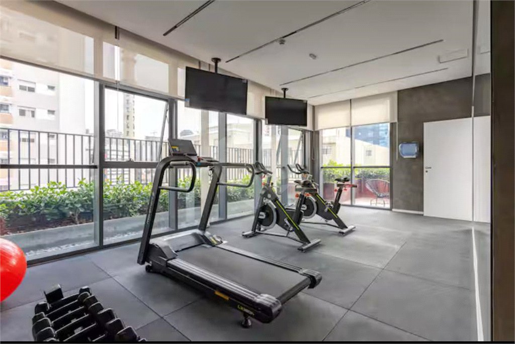 Apartamento à venda com 1 quarto em Vila Cordeiro, São Paulo, SP