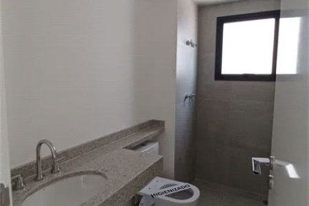 Apartamento à venda com 4 quartos, sendo 3 suítes, em Água Branca, São Paulo, SP