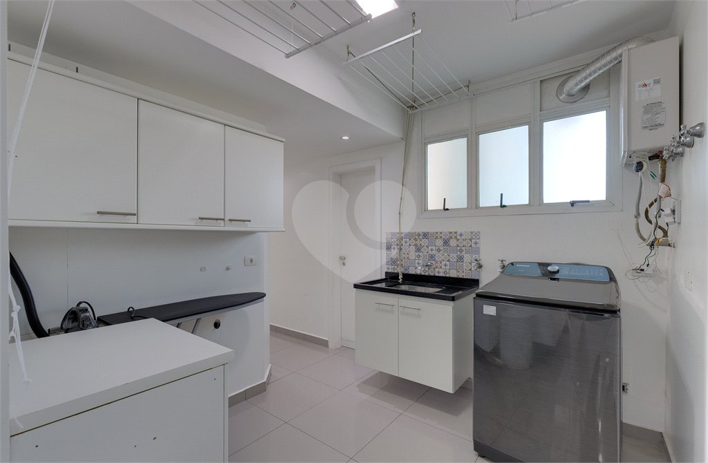 Cobertura à venda ou para alugar com 4 suítes em Aclimação, São Paulo, SP