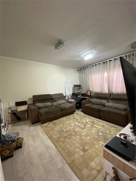 Casa à venda com 3 quartos, sendo 1 suíte, em Jardim Santa Clara, Guarulhos, SP