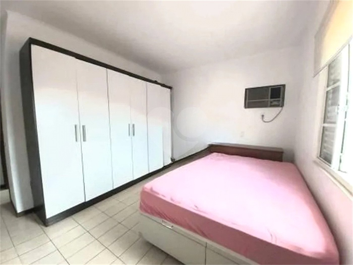 Casa à venda com 3 quartos, sendo 1 suíte, no Centro, Vinhedo, SP