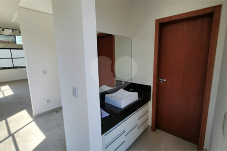 Casa para alugar com 3 quartos, sendo 1 suíte, no condomínio Chácaras Brasil, Atibaia - SP