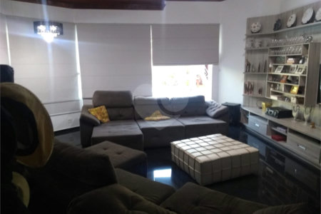 Casa à venda com 4 quartos, sendo 3 suítes, em Jardim Estância Brasil, Atibaia, SP