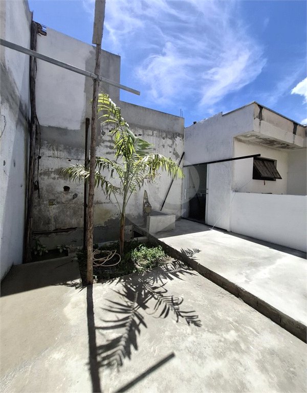 Casa à venda com 6 quartos, sendo 1 suíte,  em Vila Vitória, Mogi das Cruzes, SP