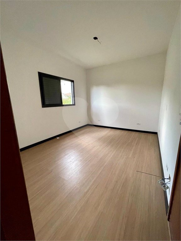 Sobrado à venda com 3 suítes em Jardim dos Pinheiros, Atibaia, SP