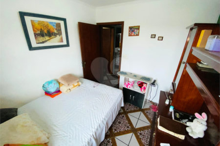 Sobrado à venda com 8 quartos em Jardim São Jorge (raposo Tavares), São Paulo, SP
