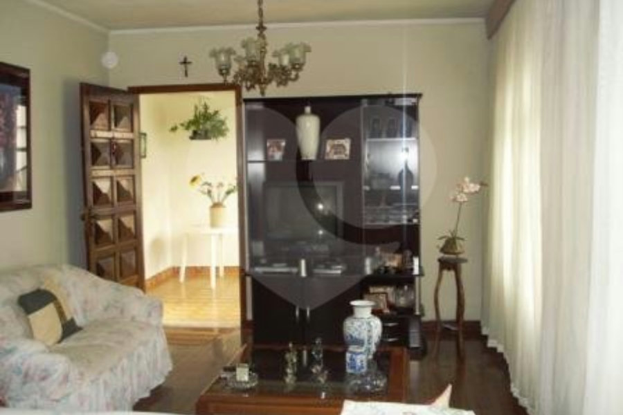 Sobrado à venda com 3 quartos, sendo 1 suíte, em Vila Nova Mazzei, São Paulo, SP