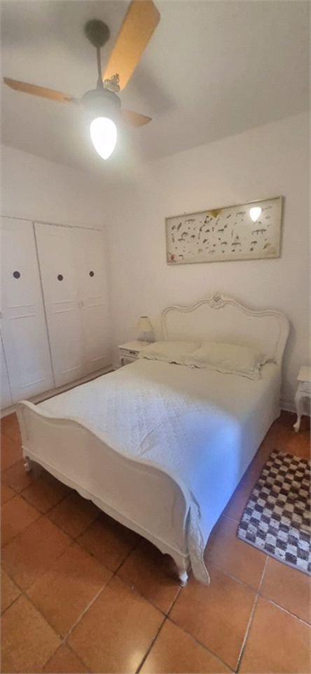 Apartamento porteira fechada com vista para o mar e lazer completo em Pitangueiras – Guarujá