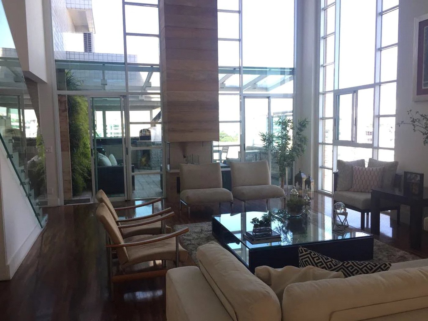 Apartamento à venda ou para alugar com 4 suítes em Jardim Morumbi, São Paulo, SP